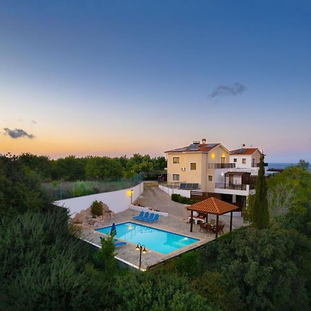 Villa Ira Finiki Латхи Экстерьер фото