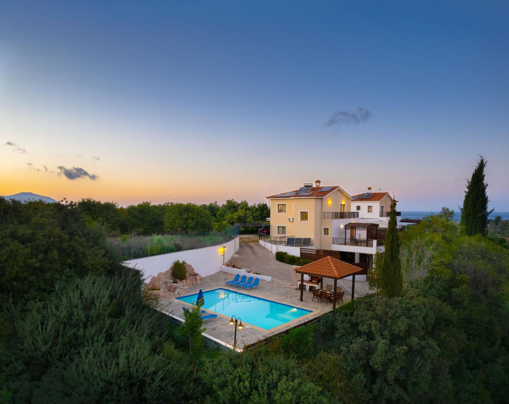 Villa Ira Finiki Латхи Экстерьер фото