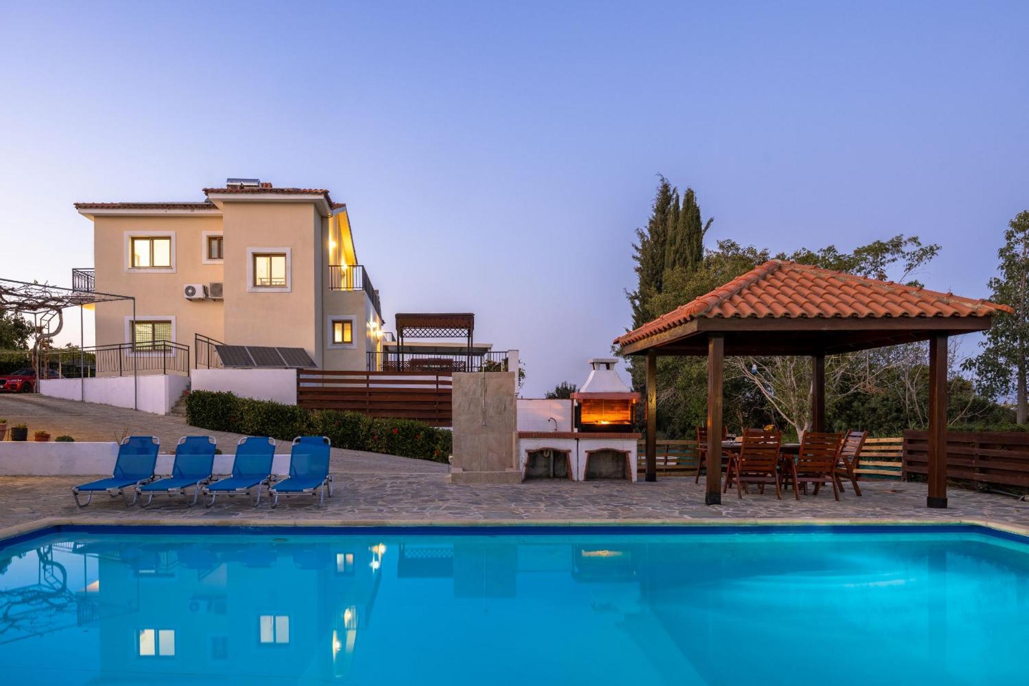 Villa Ira Finiki Латхи Экстерьер фото