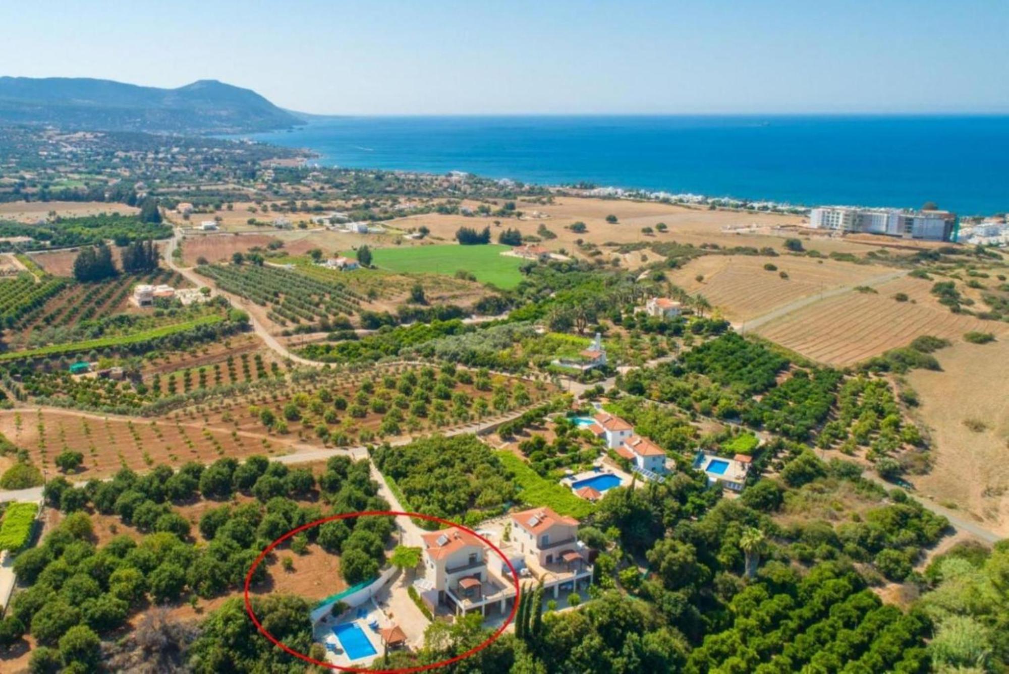 Villa Ira Finiki Латхи Экстерьер фото