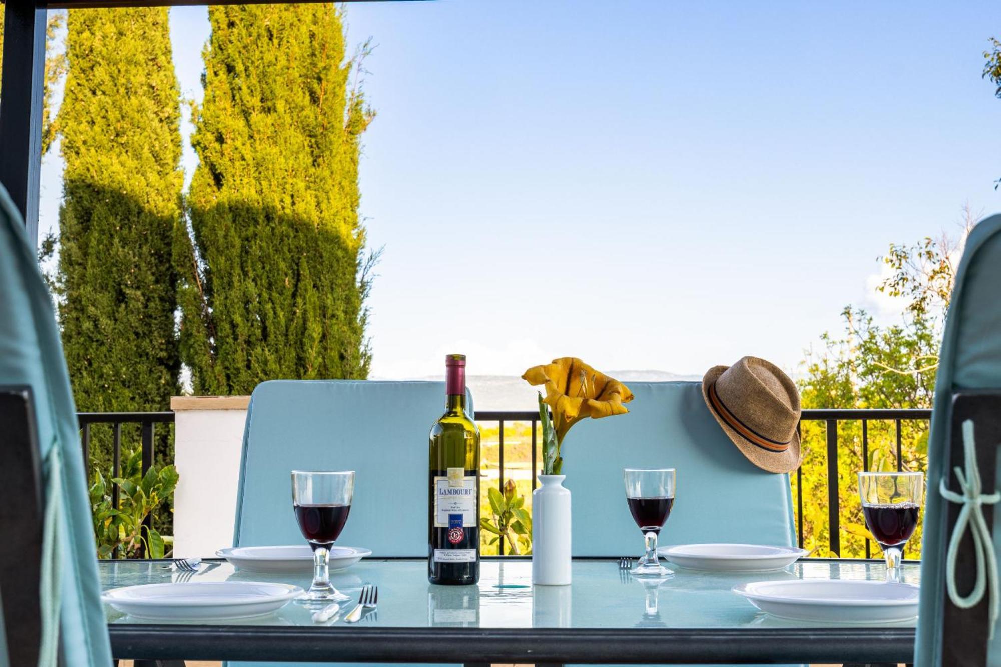 Villa Ira Finiki Латхи Экстерьер фото